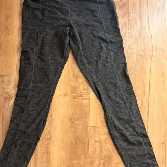Grey high-waisted leggings #activewear - Picture 1 of 1